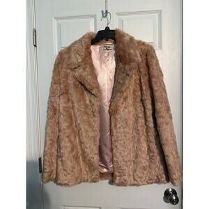 Women’s Large light Pink Mumu Faux Fur